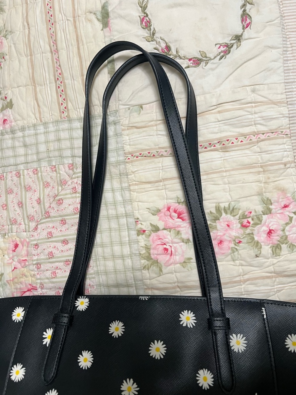 kate spade Black Daisy Print Tote - Picture 4 of 6